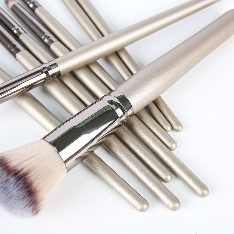 Wooden Handle Makeup Brush Set