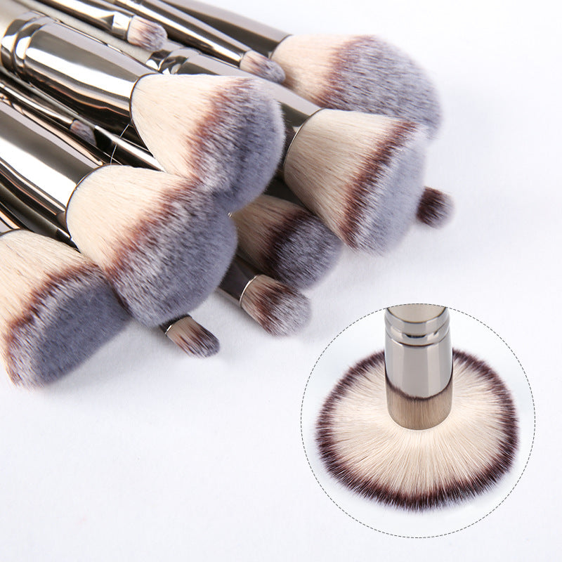 Wooden Handle Makeup Brush Set